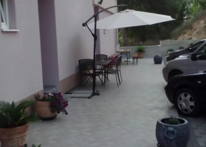 Apartman Sarita 2 Makarska