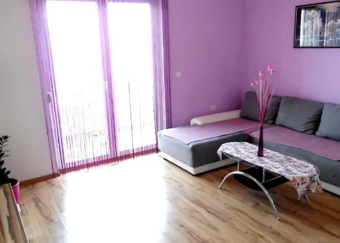 Sarita 2 Apartman *