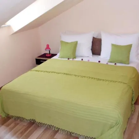 Apartment Sarita 2 Makarska