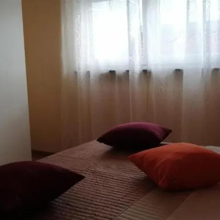 Sarita 2 Lejlighed