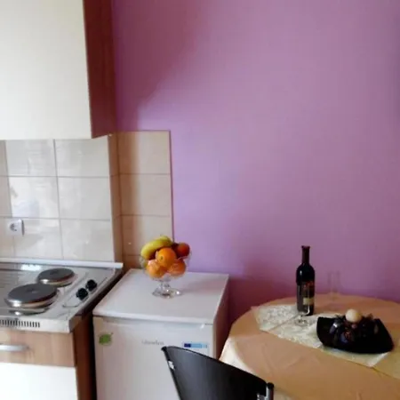 Apartment Sarita 2 Makarska