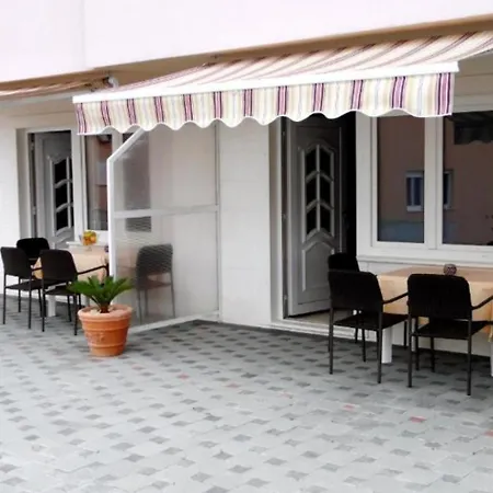 Sarita 2 アパート *