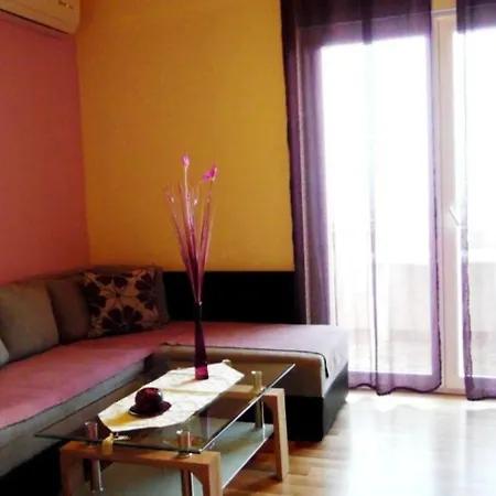 アパート Sarita 2